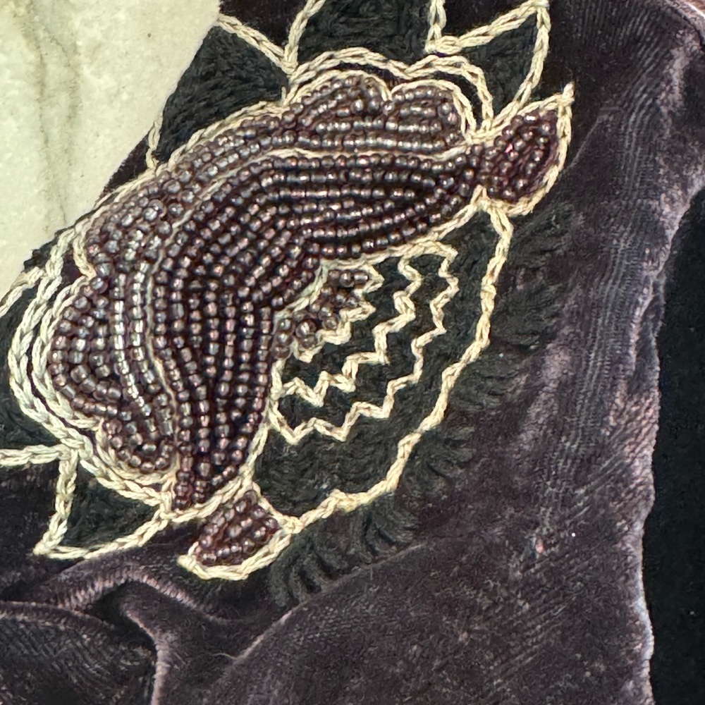 Double D Ranch Xiola heavily embroidered beaded Velvet Tunic NWOT - Picture 7 of 15